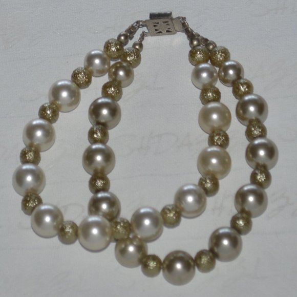 DBL STRAND FAUX PEARL BRACELET 7" - Picture 1 of 1